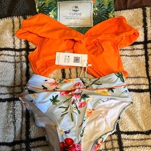 Retro style off shoulder high waisted bikini ! M